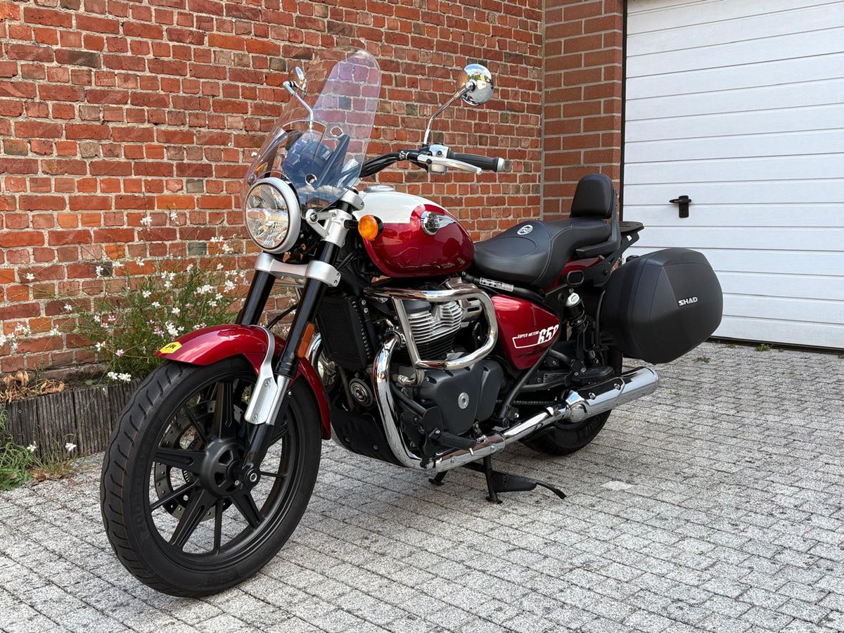 Occasie Royal Enfield Super Meteor 650 Celestial Red