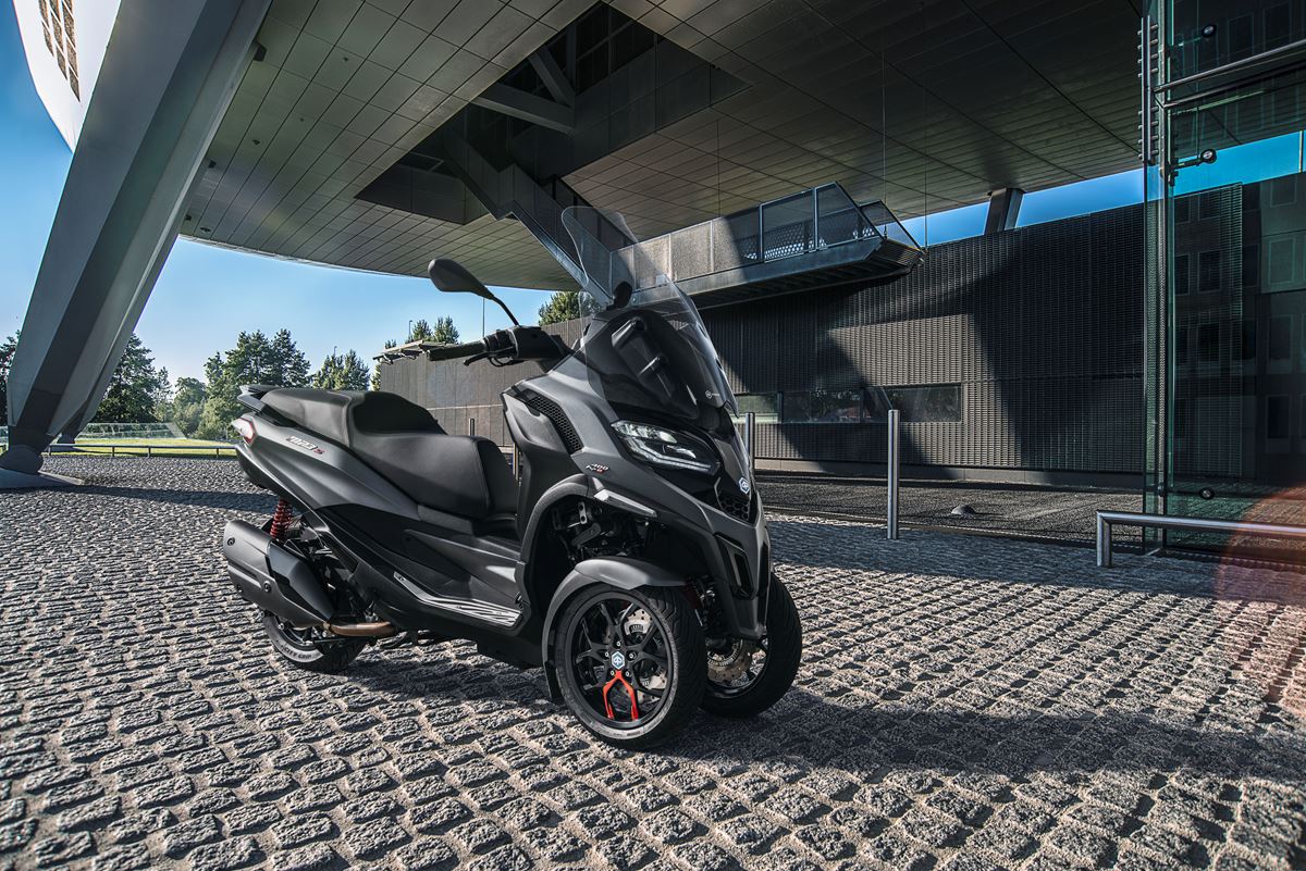 Piaggio MP3 400 Sport